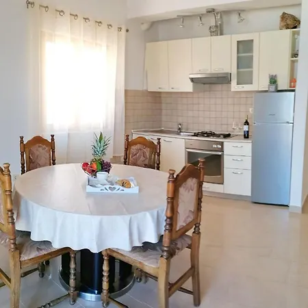 Apartment Blue Dream - Two Bedroom With Terrace And Sea View A2