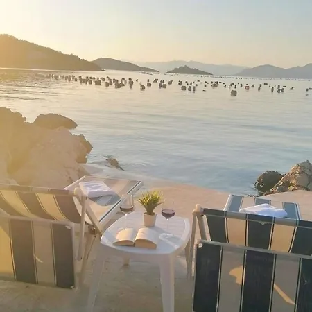 Blue Dream - Two Bedroom With Terrace And Sea View A2 * Putniković