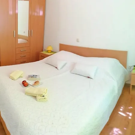 Blue Dream - Two Bedroom With Terrace And Sea View A2