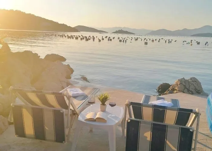 Blue Dream - Two Bedroom With Terrace And Sea View A2 * Putniković