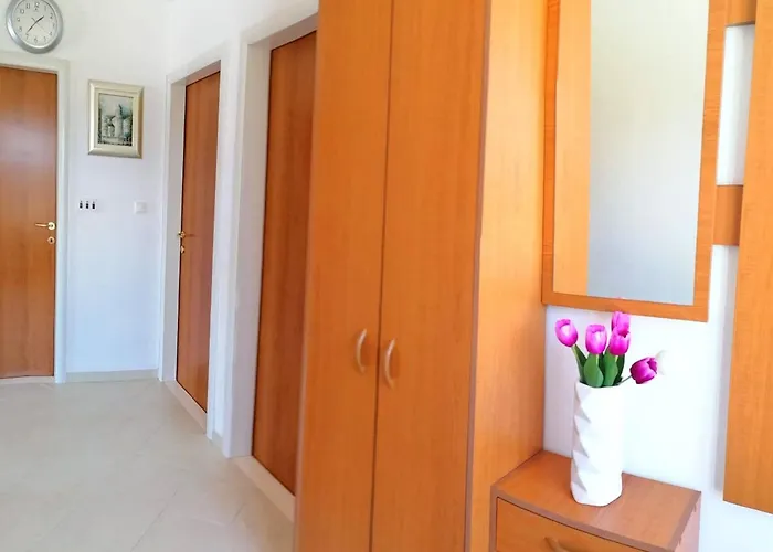 Blue Dream - Two Bedroom With Terrace And Sea View A2 Putniković