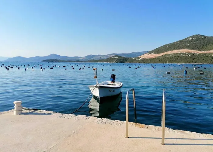 Blue Dream - Two Bedroom With Terrace And Sea View A2